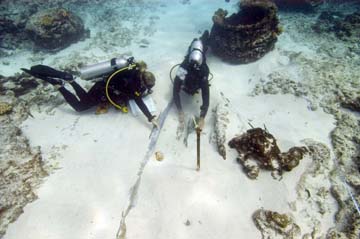 Documenting shipwreck sites at Pearl and Hermes